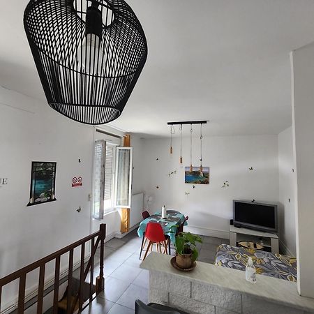 Appartement Duplex F2 Tout Confort Proche Centre Ville Avec Parking Gratuit Montluçon Dış mekan fotoğraf
