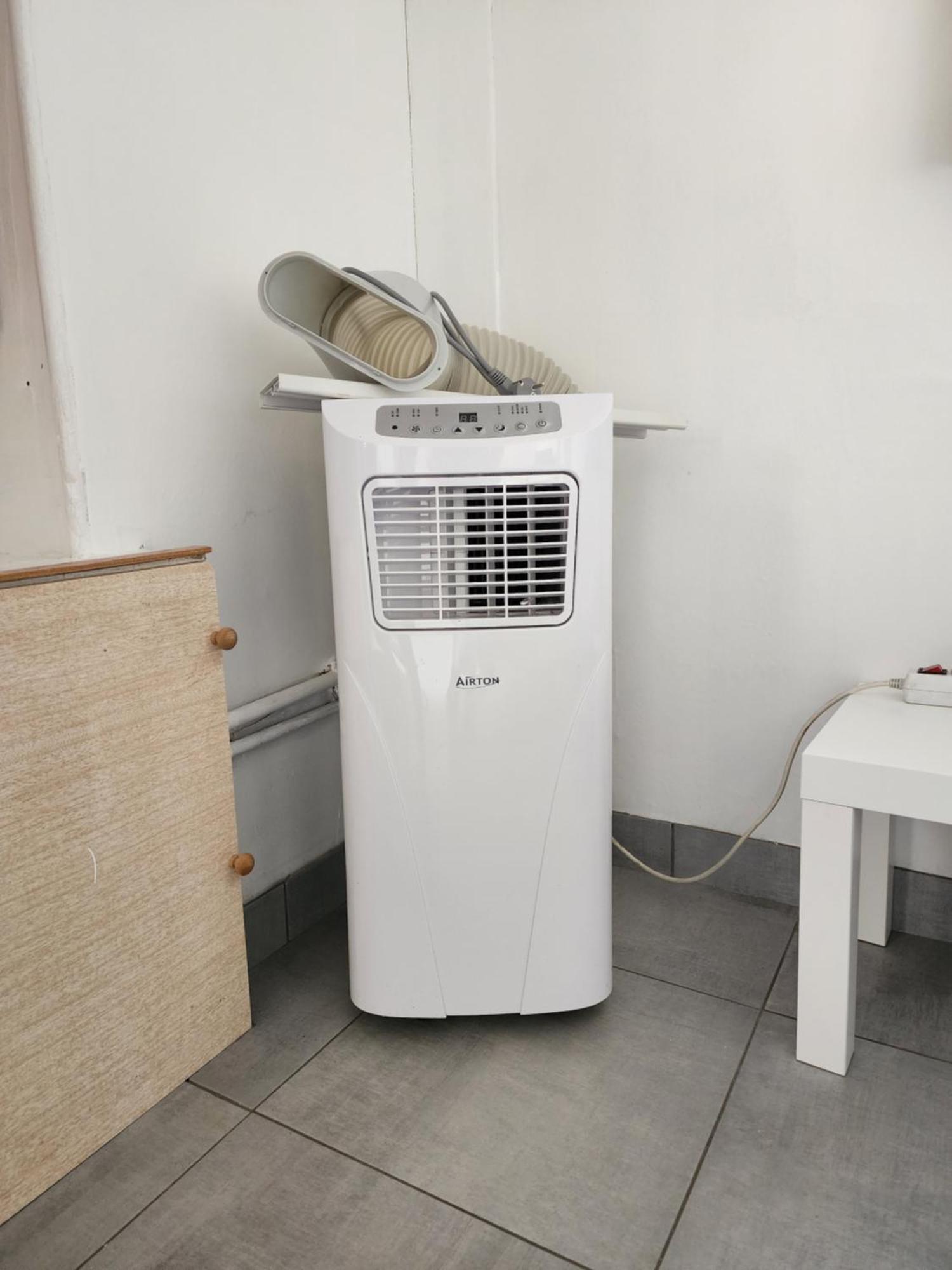 Appartement Duplex F2 Tout Confort Proche Centre Ville Avec Parking Gratuit Montluçon Dış mekan fotoğraf